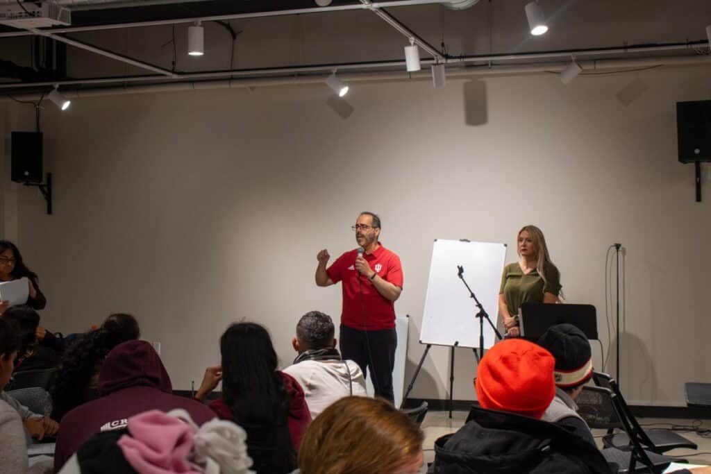 Learning English at Jefferson Park: Volunteers provide resources to migrant students.