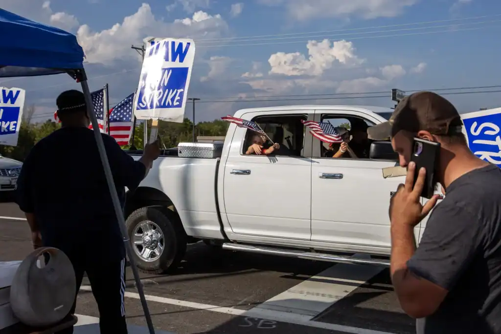 Latino protesters demonstrating for union rights at a rally.