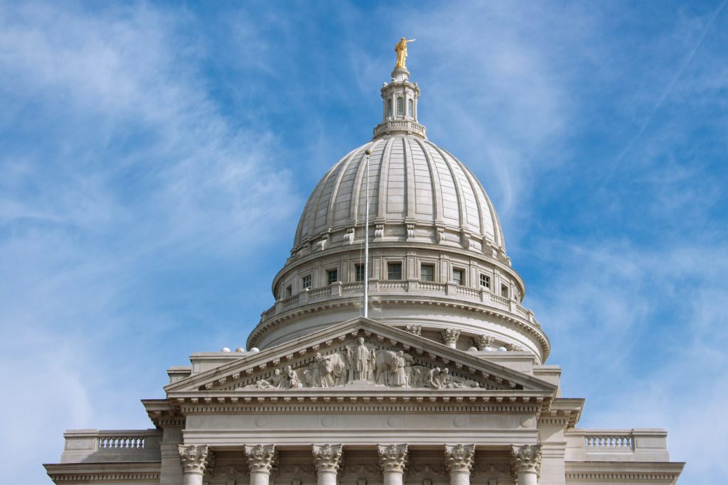 close up shot of the Wisconsin State Capitol building