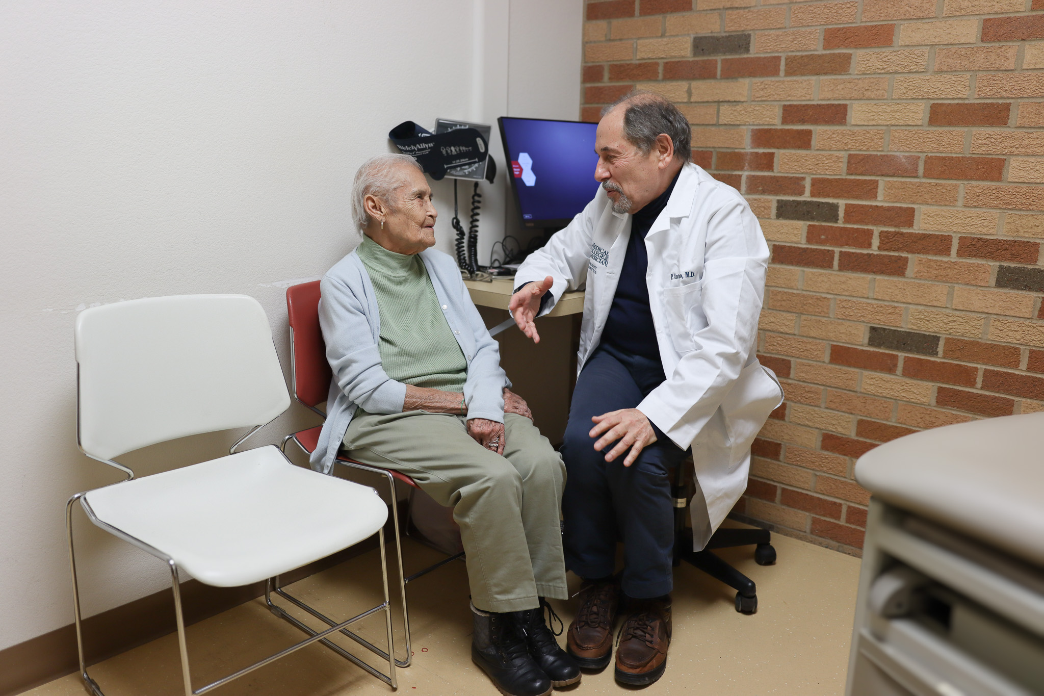 UW–Madison Program Expands Culturally Competent Dementia Care for Wisconsin’s Latino Families