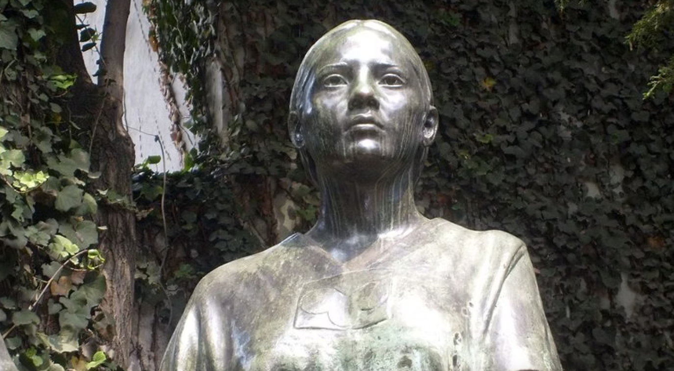 What a 16th Century Mexican Woman Taught Me About Myself